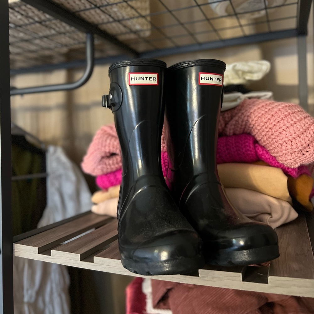 HUNTER RAIN BOOTS